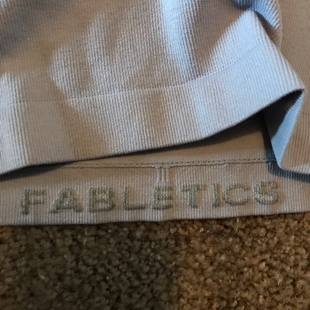Fabletics performance top - Picture 3 of 4